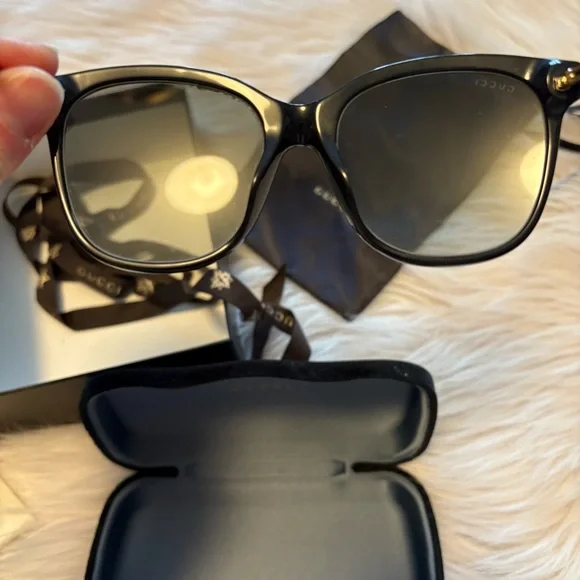 Gucci sunglasses